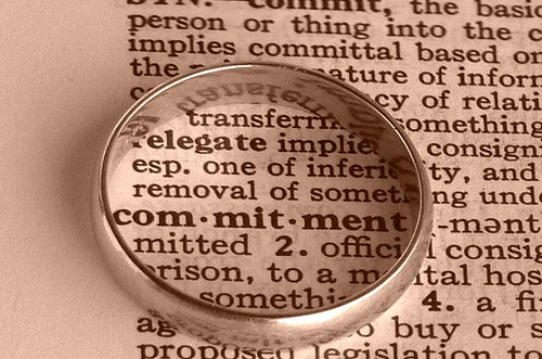 ring around dictionary word of commitment